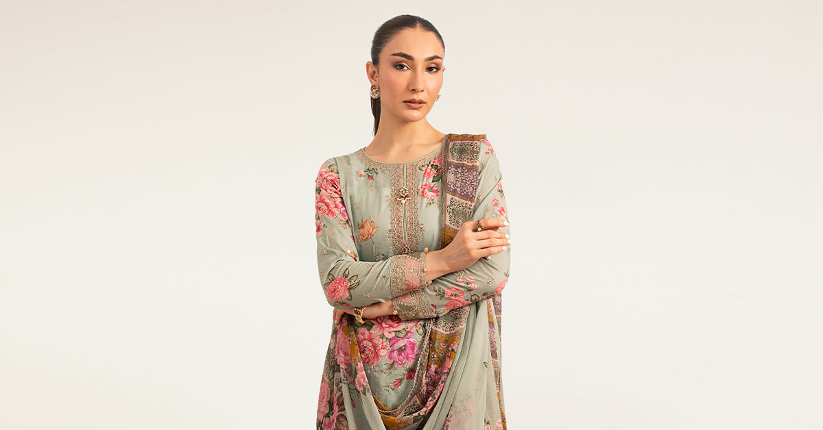 3 Piece Embroidered Lawn Suit