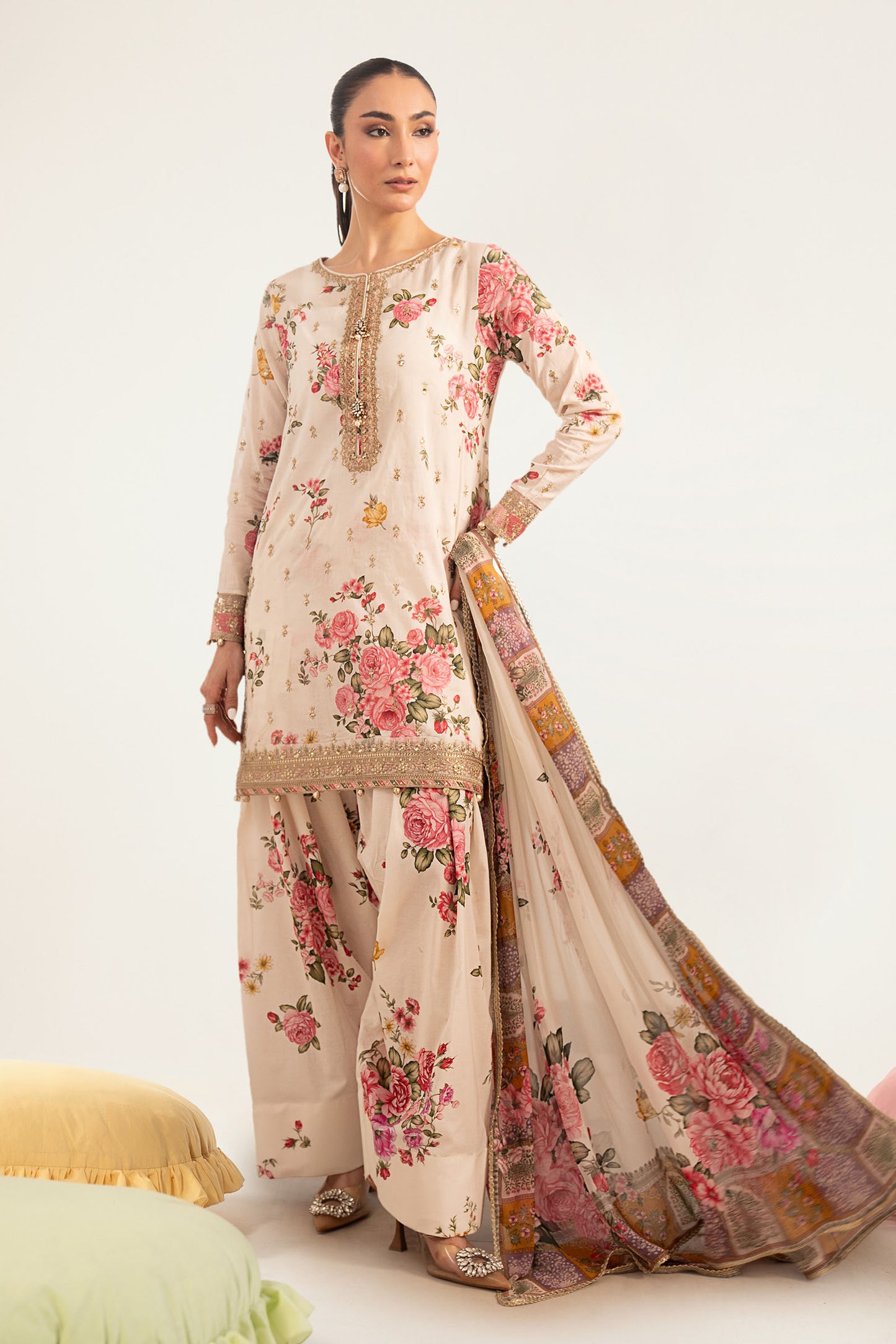 3 Piece Embroidered Lawn Suit