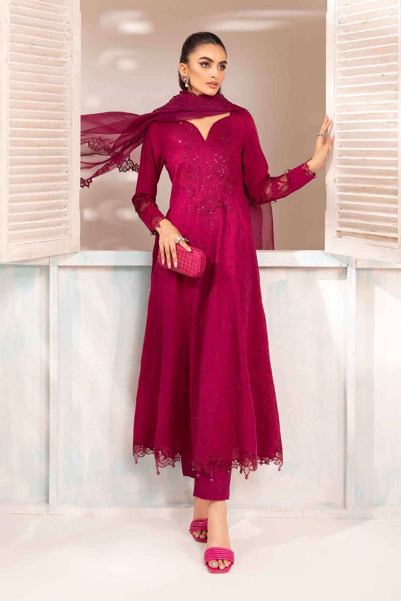 3 Piece Embroidered Lawn Suit