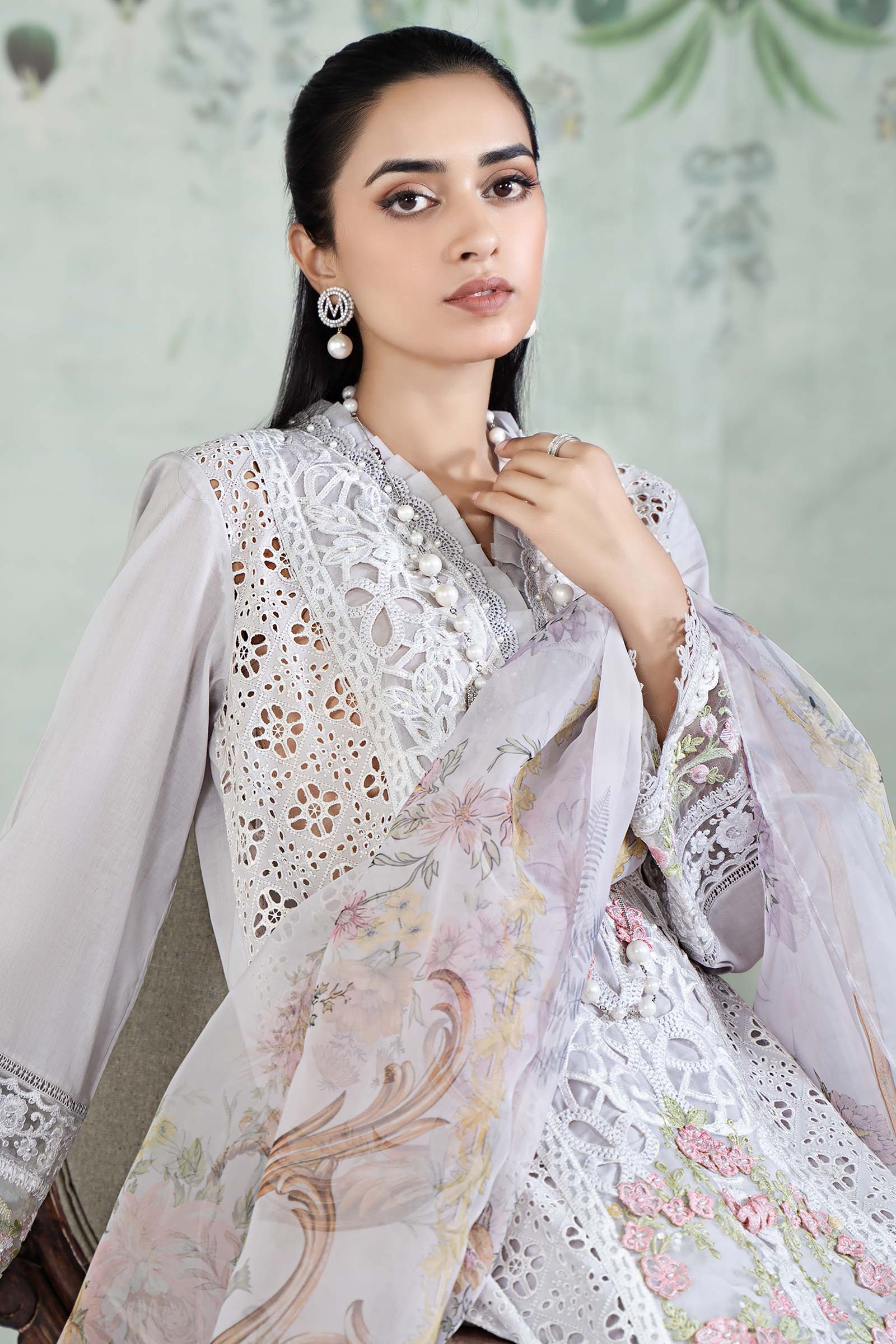 3 Piece Embroidered Lawn Suit