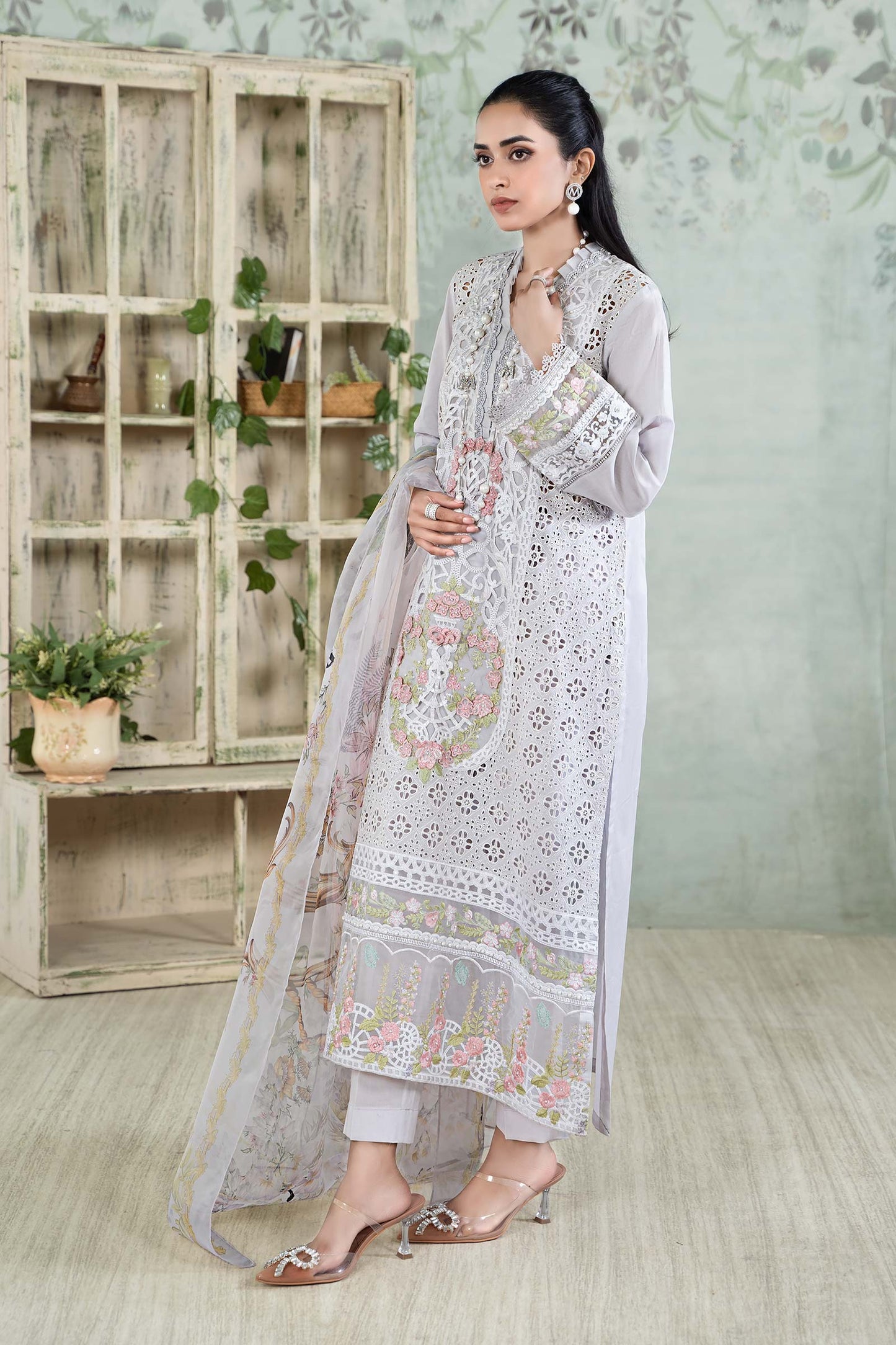 3 Piece Embroidered Lawn Suit