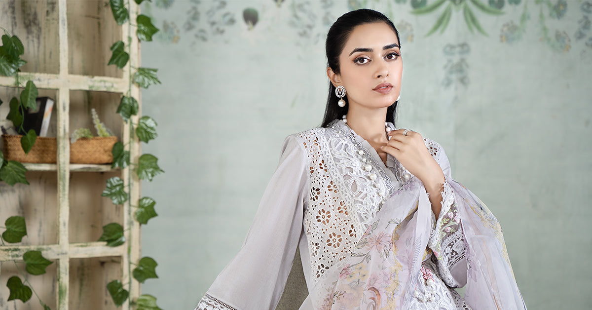 3 Piece Embroidered Lawn Suit | DW-EA24-14