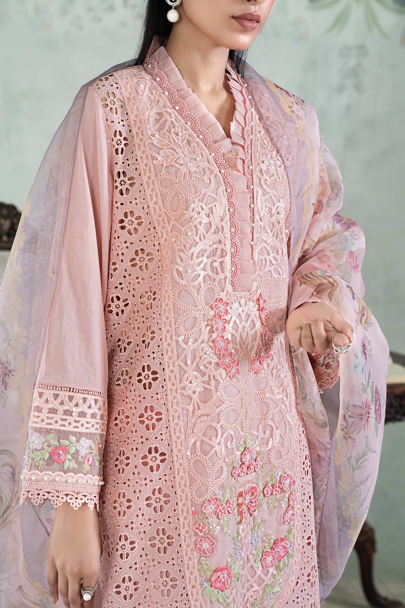 3 Piece Embroidered Lawn Suit