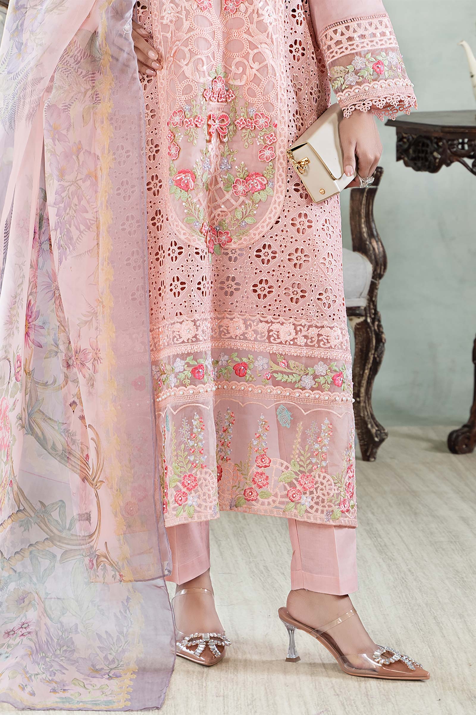 3 Piece Embroidered Lawn Suit