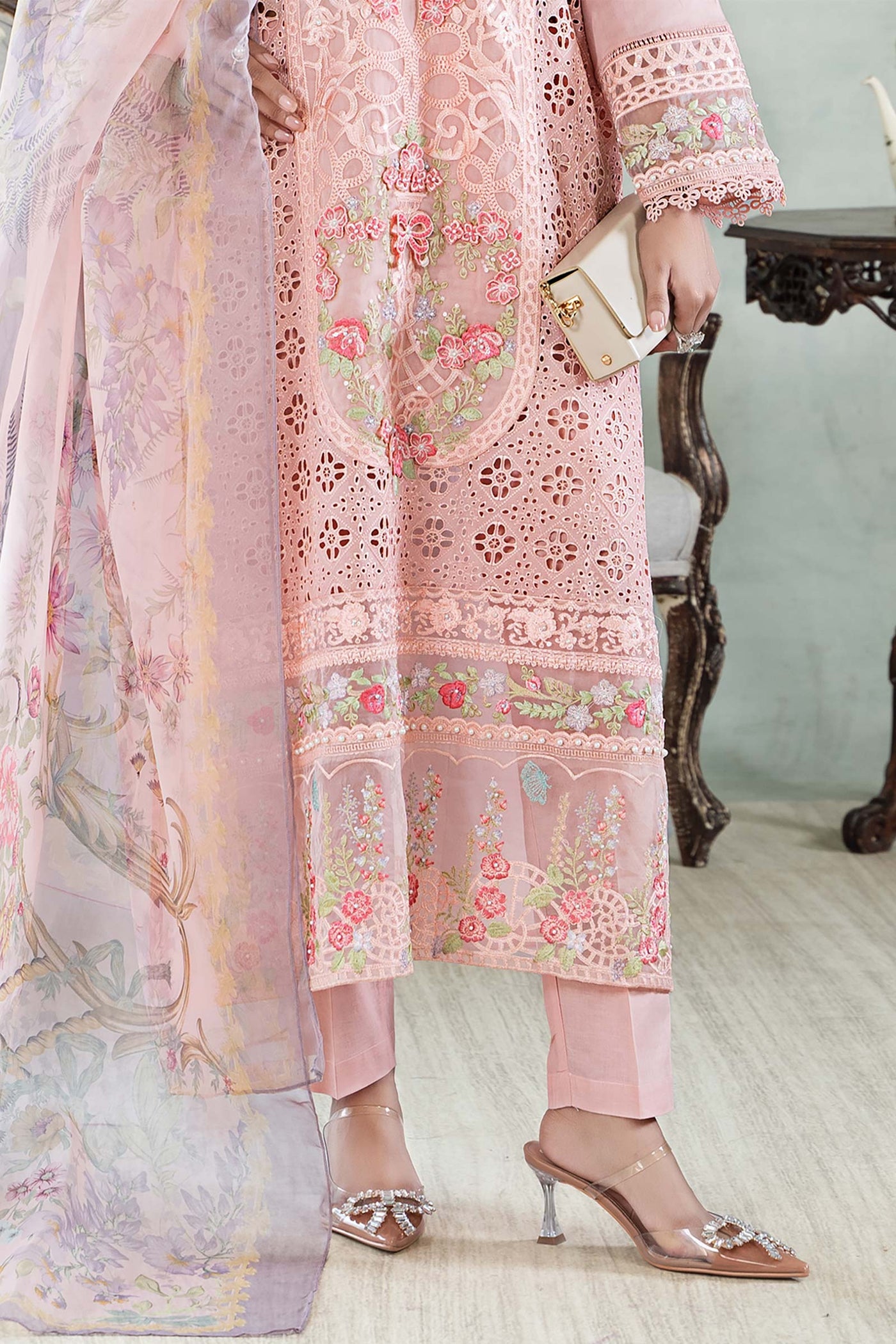 3 Piece Embroidered Lawn Suit