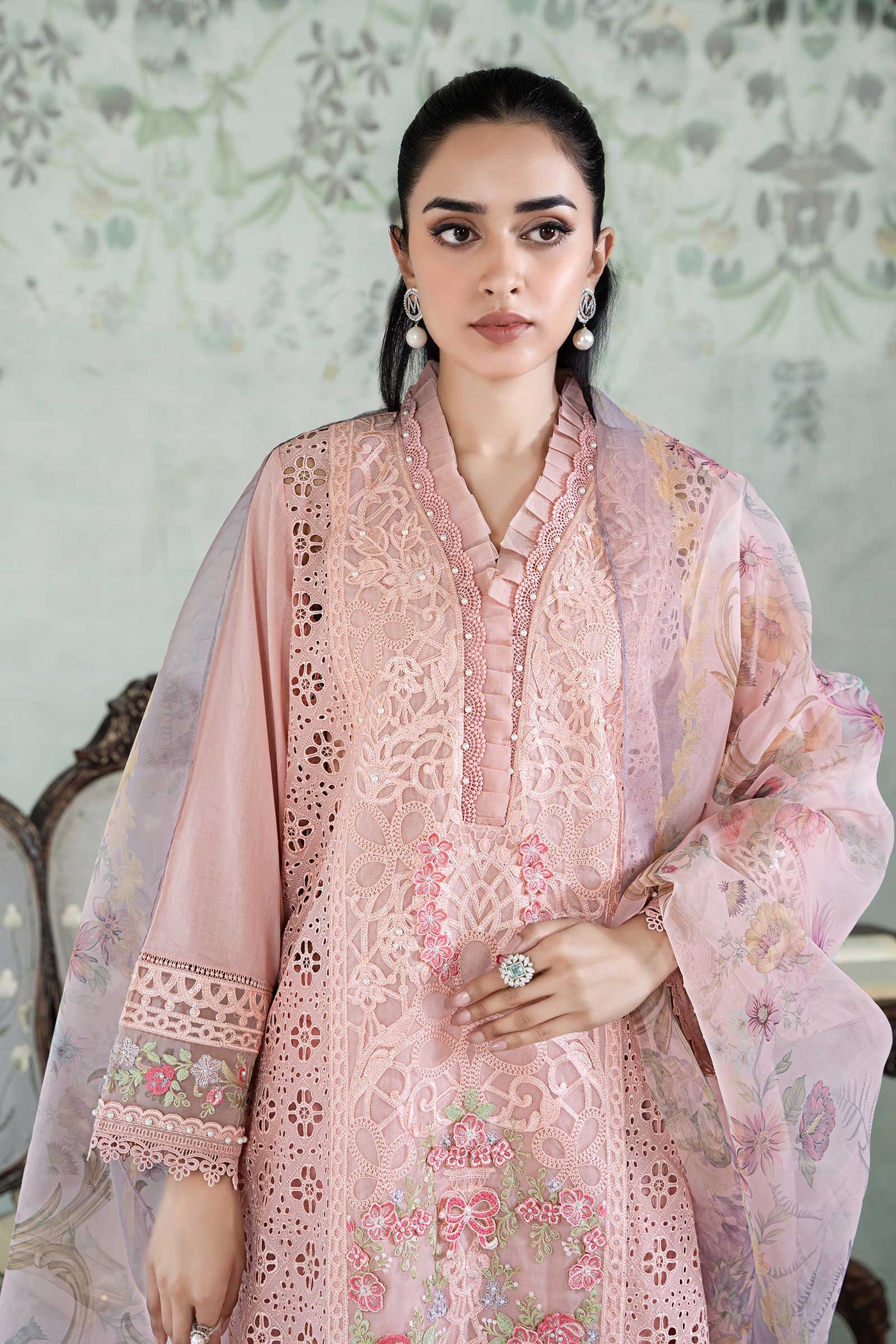 3 Piece Embroidered Lawn Suit