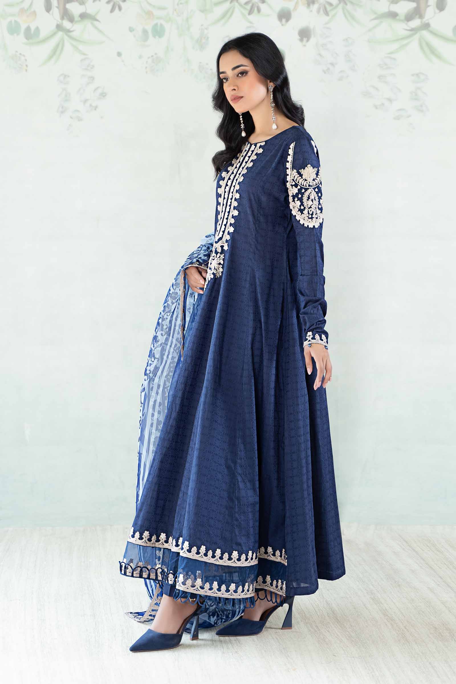 3 Piece Dyed Jacquard Lawn Suit