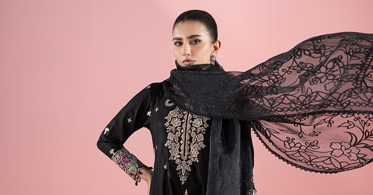 3 Piece Embroidered Lawn Suit