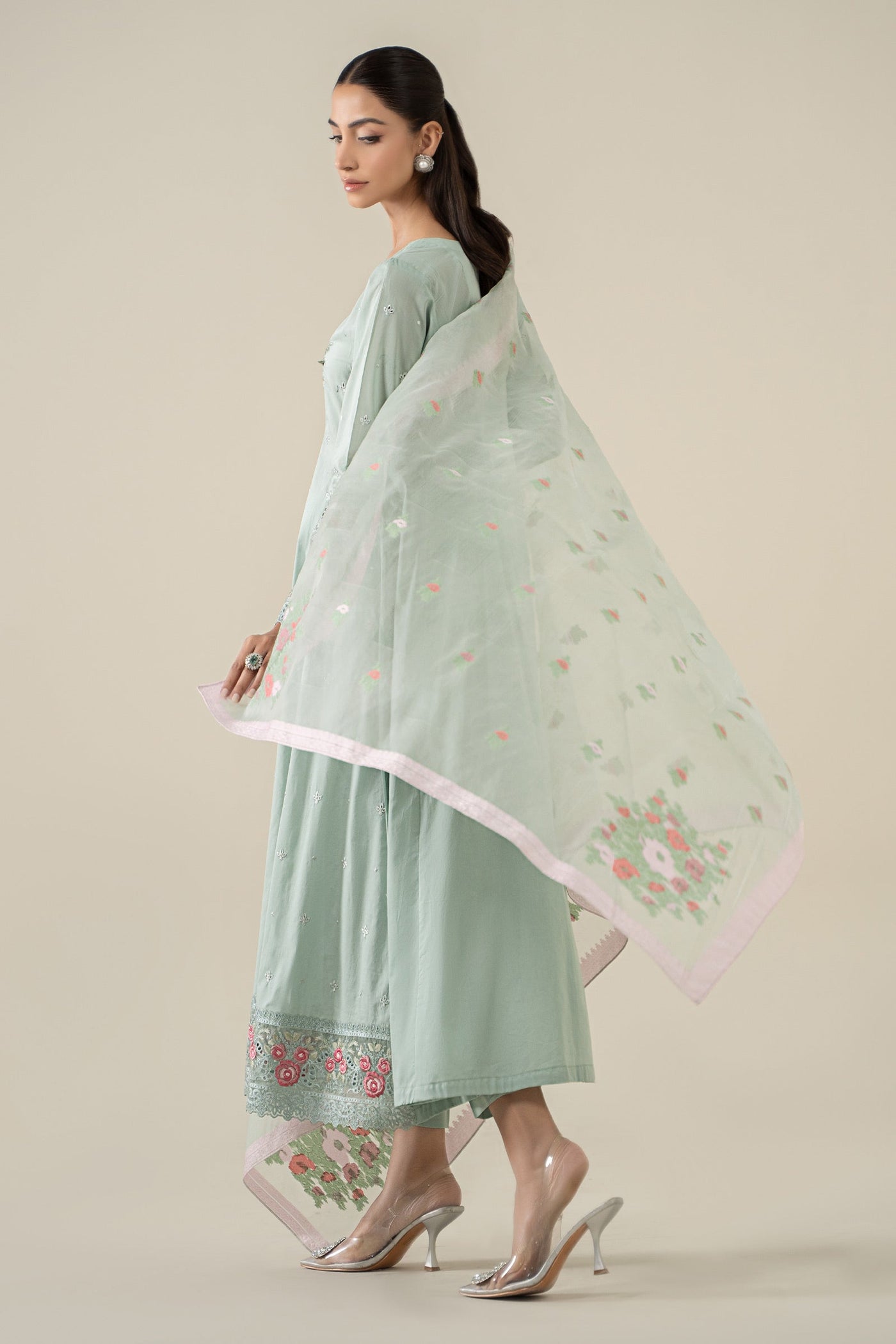 3 Piece Embroidered Lawn Suit