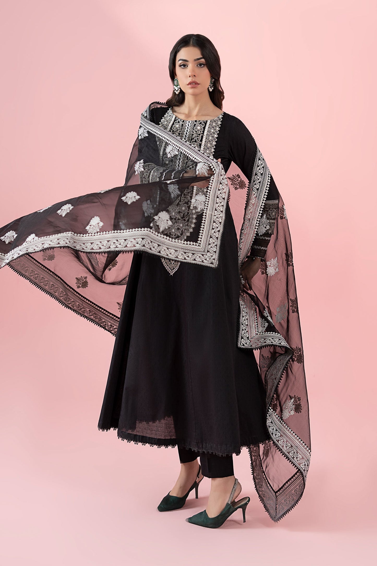 3 Piece Embroidered Lawn Suit