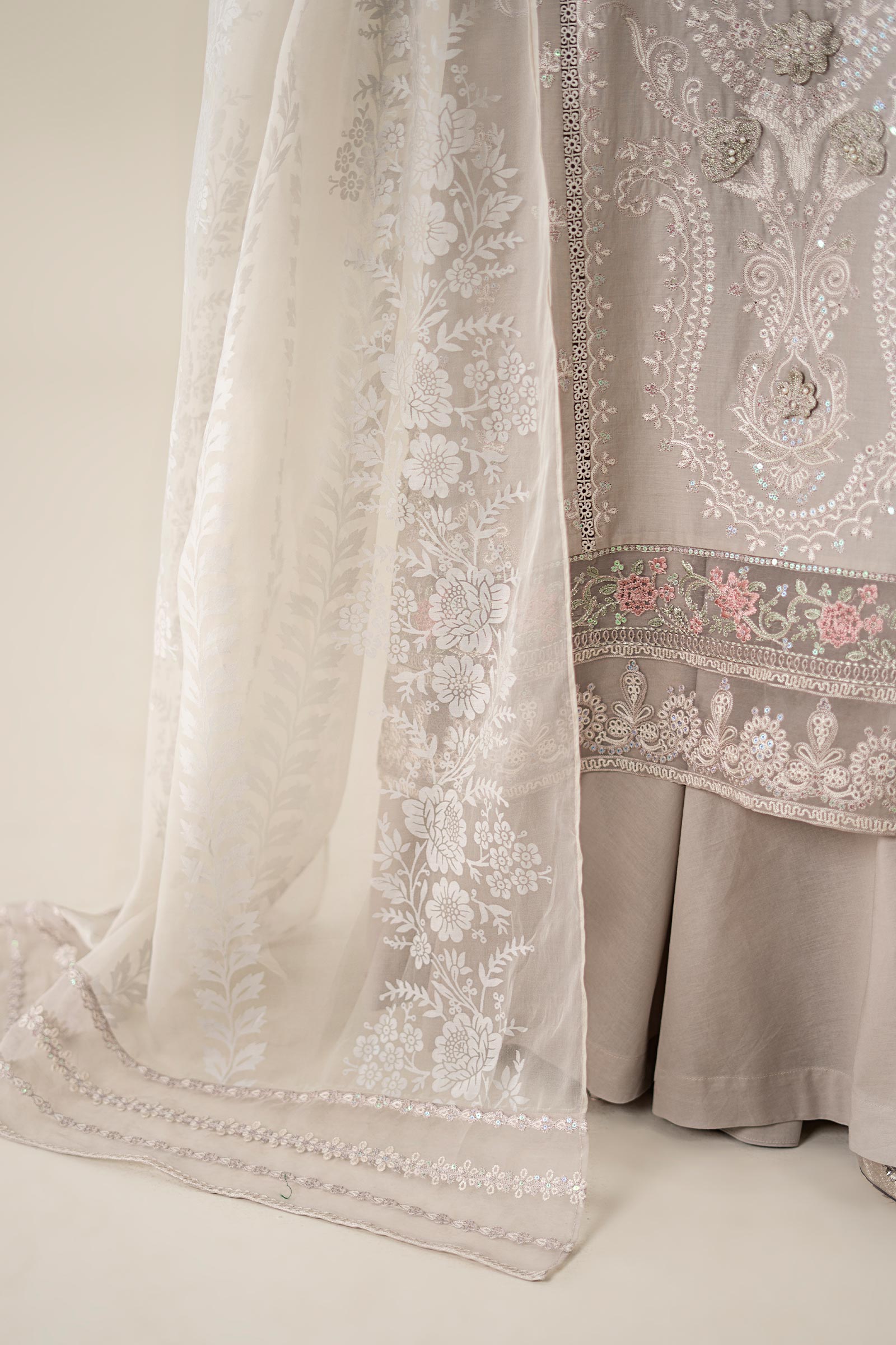 3 Piece Embroidered Lawn Suit