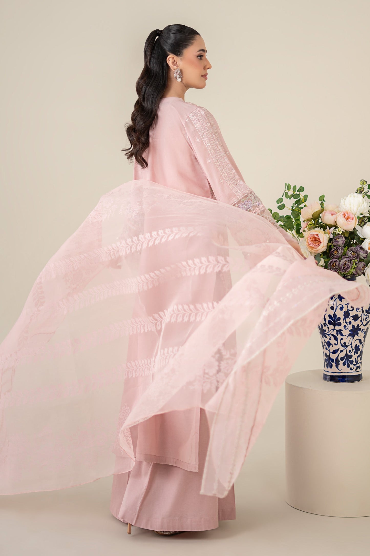 3 Piece Embroidered Lawn Suit