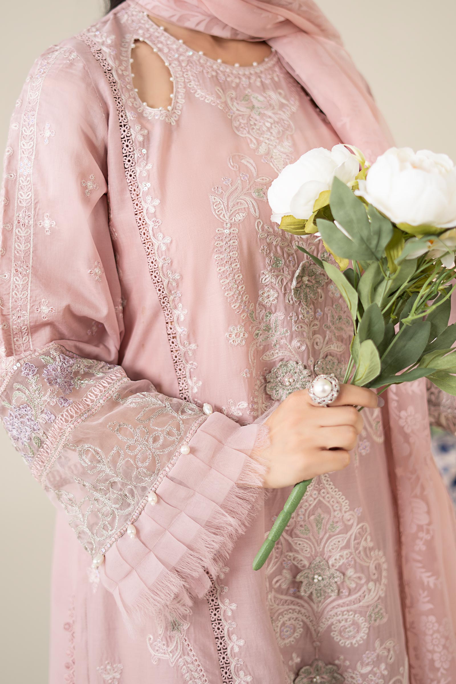 3 Piece Embroidered Lawn Suit