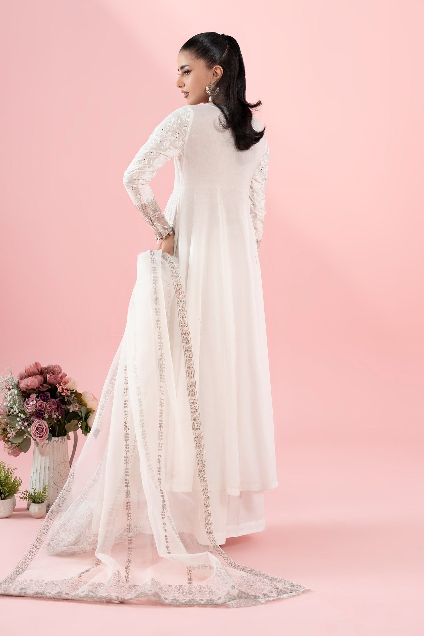 3 Piece Embroidered Lawn Suit