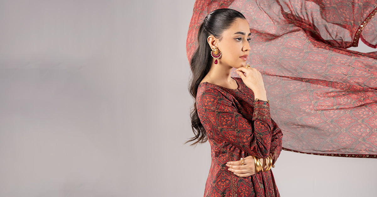3 Piece Embroidered Lawn Suit