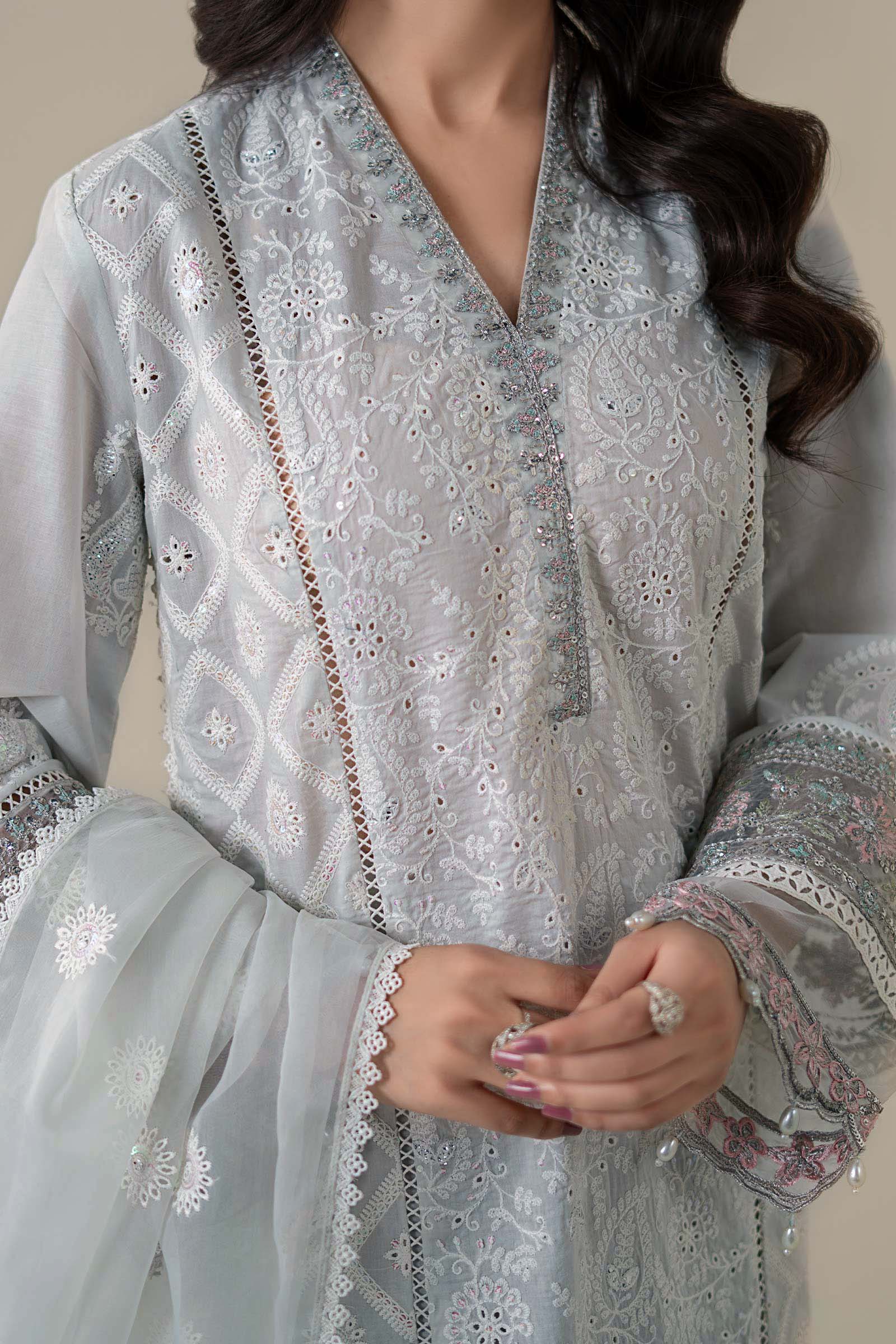 3 Piece Embroidered Lawn Suit