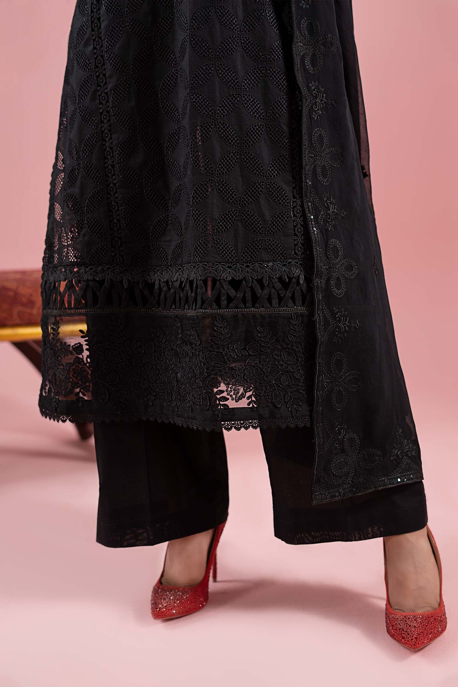 3 Piece Embroidered Lawn Suit