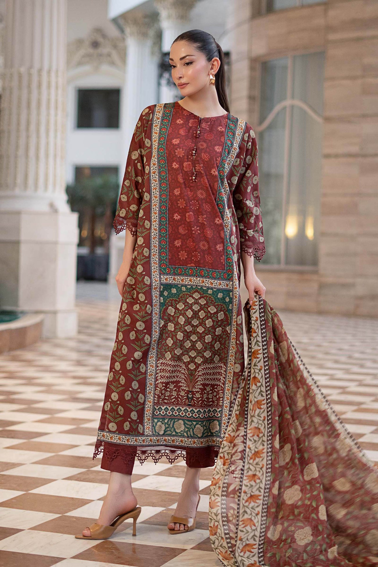 3 Piece Embroidered Lawn Suit
