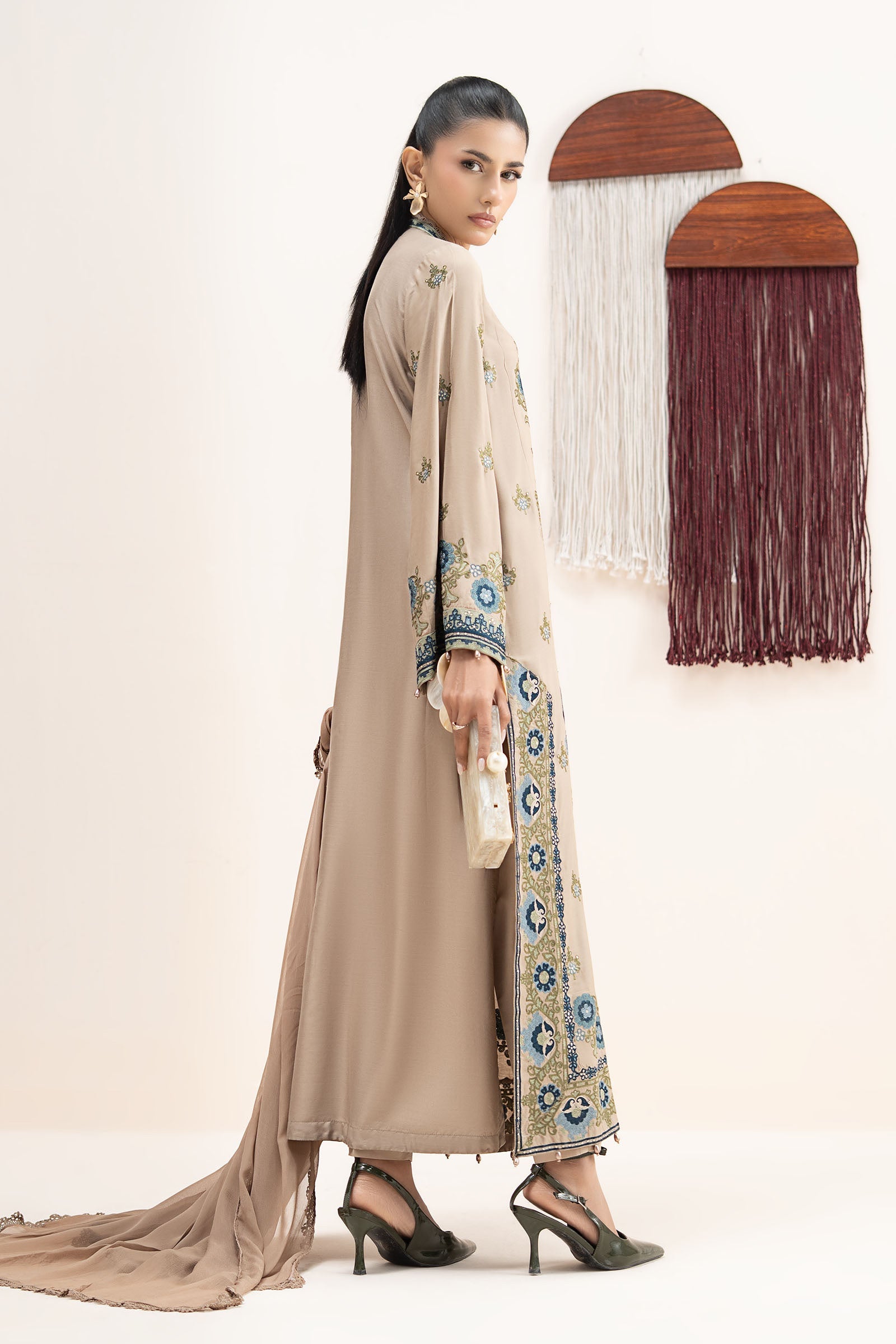3 Piece Embroidered Arabic Lawn Suit