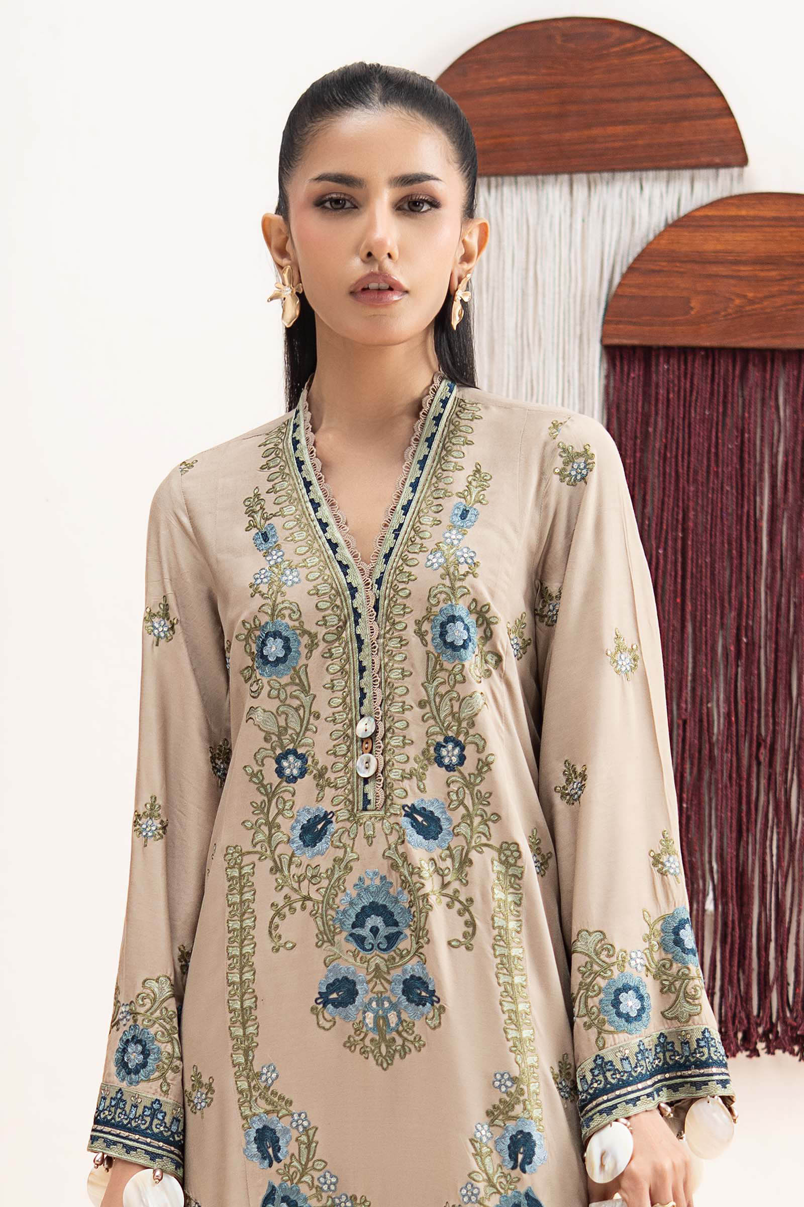 3 Piece Embroidered Arabic Lawn Suit