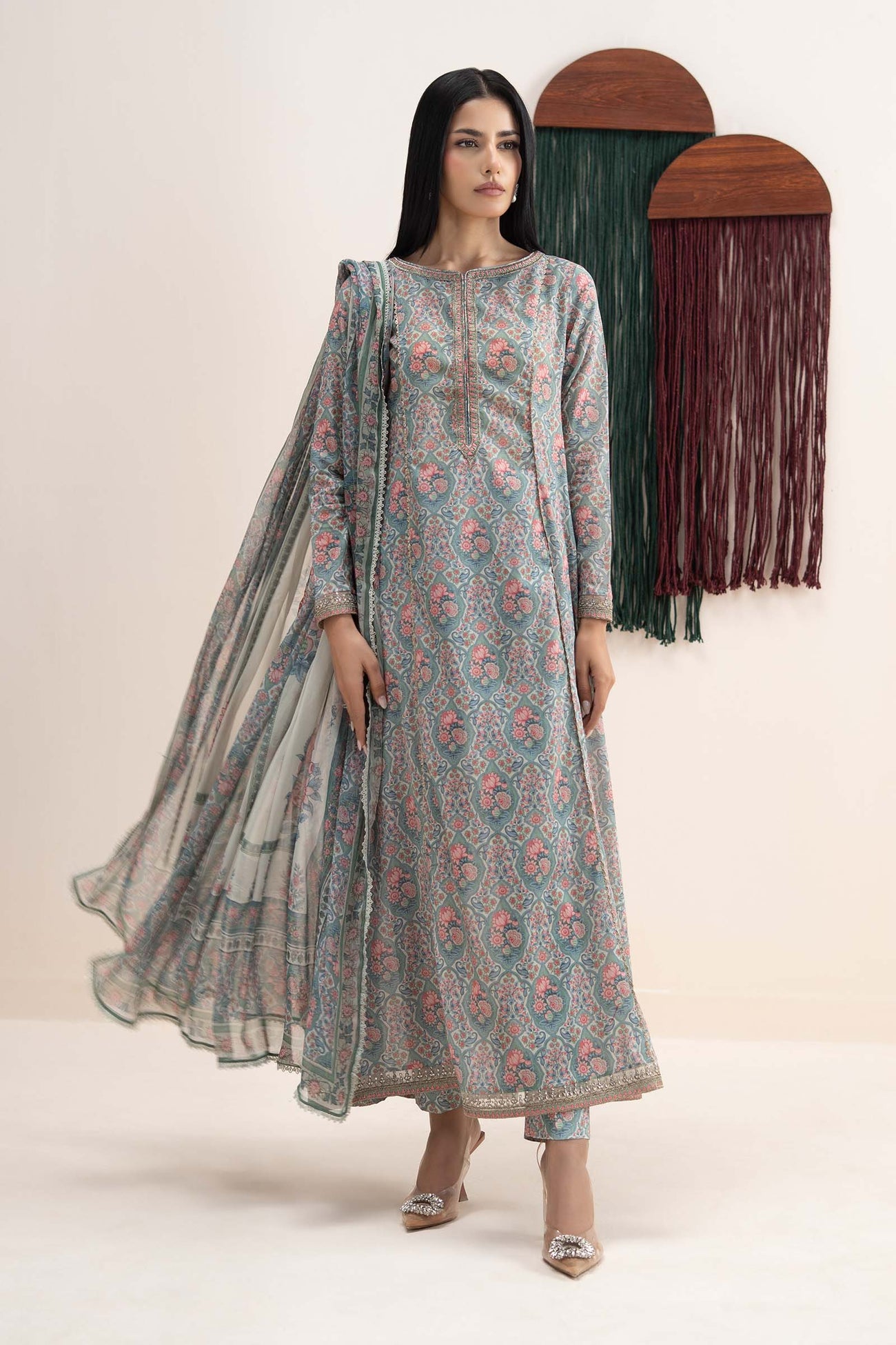 3 Piece Embroidered Lawn Suit
