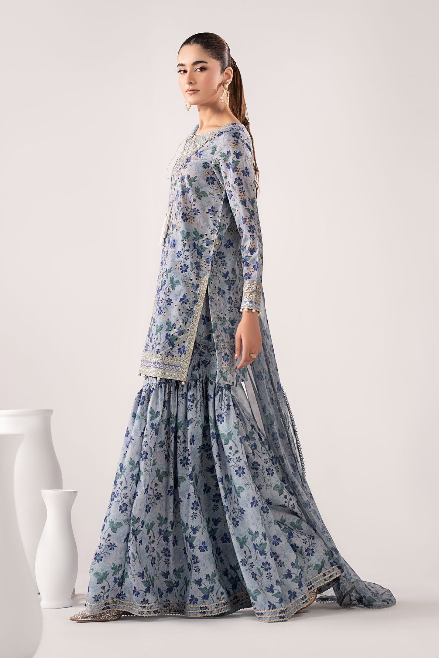 3 Piece Embroidered Lawn Suit