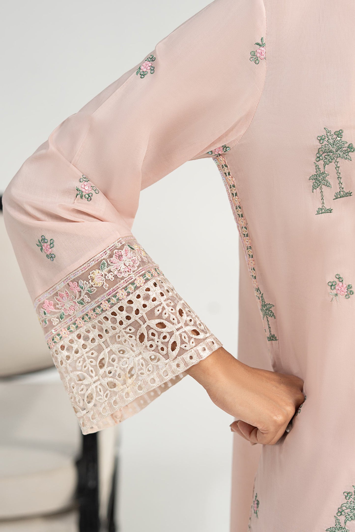 3 Piece Embroidered Lawn Suit