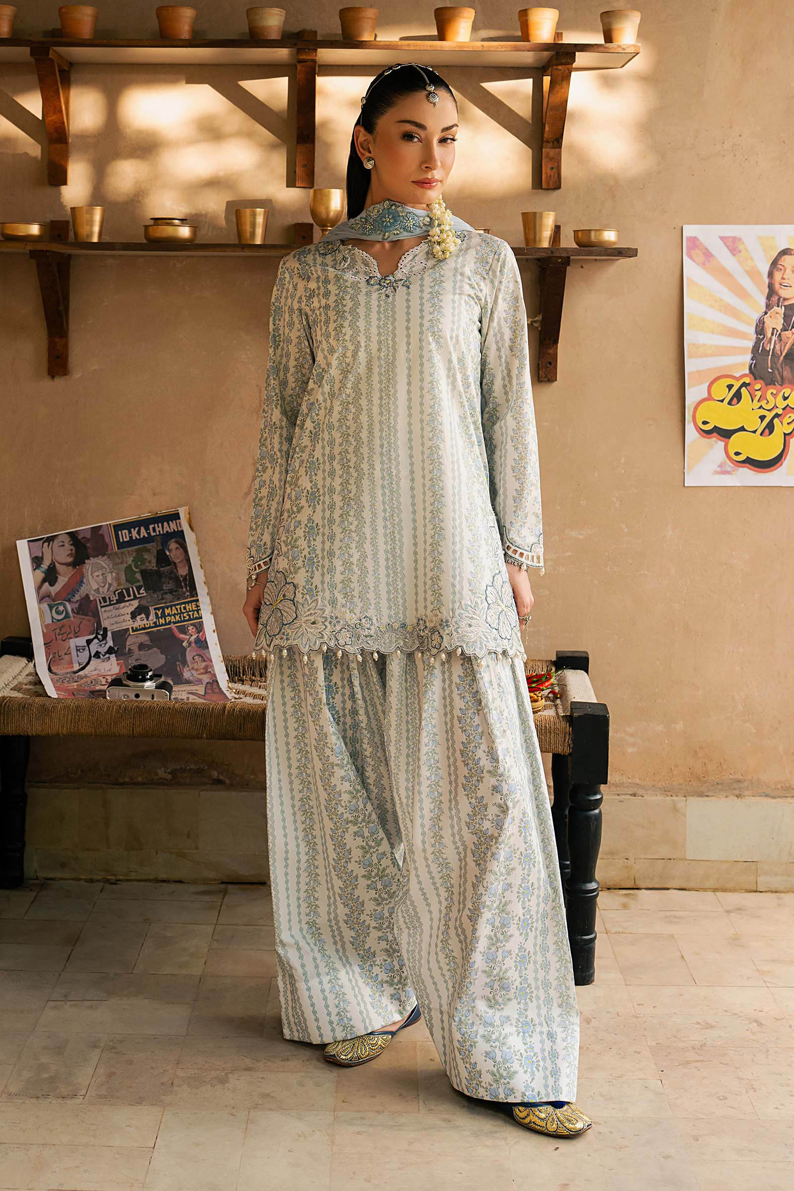 3 Piece Embroidered Lawn Suit