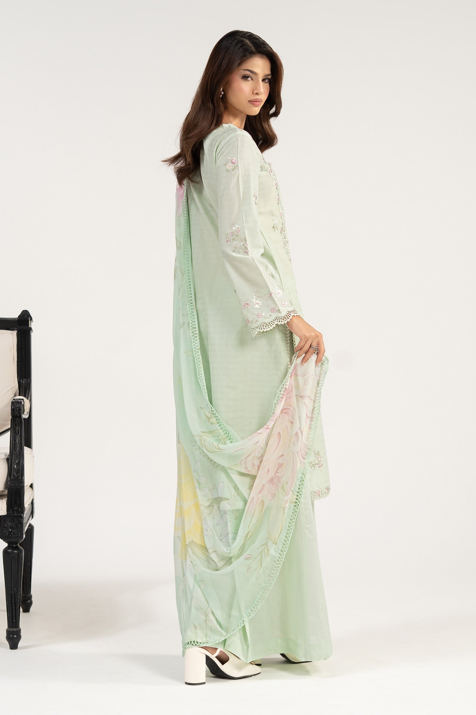3 Piece Embroidered Dobby Jacquard Suit