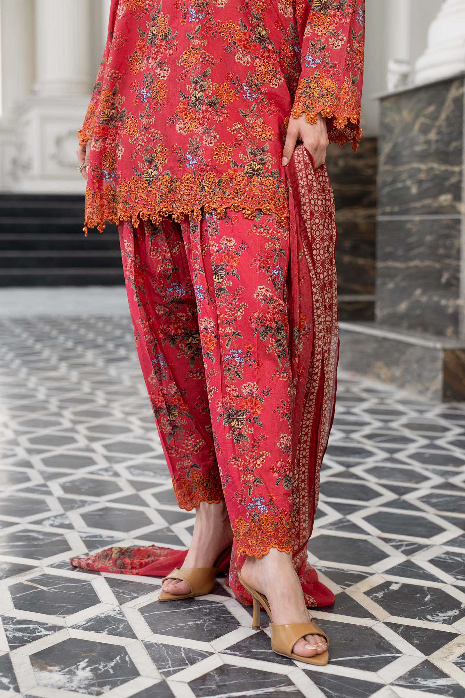 3 Piece Embroidered Lawn Suit