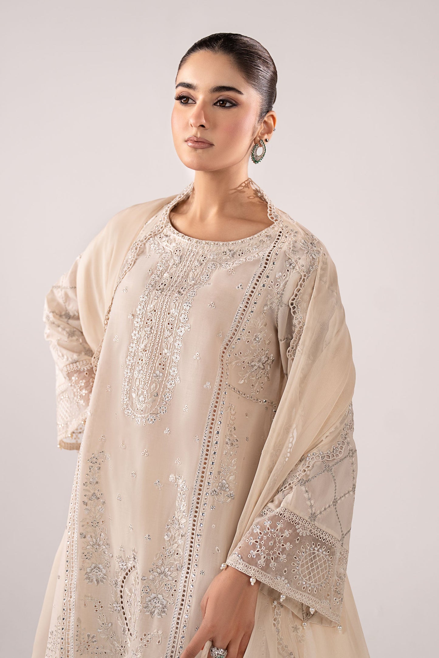 3 Piece Embroidered Lawn Suit