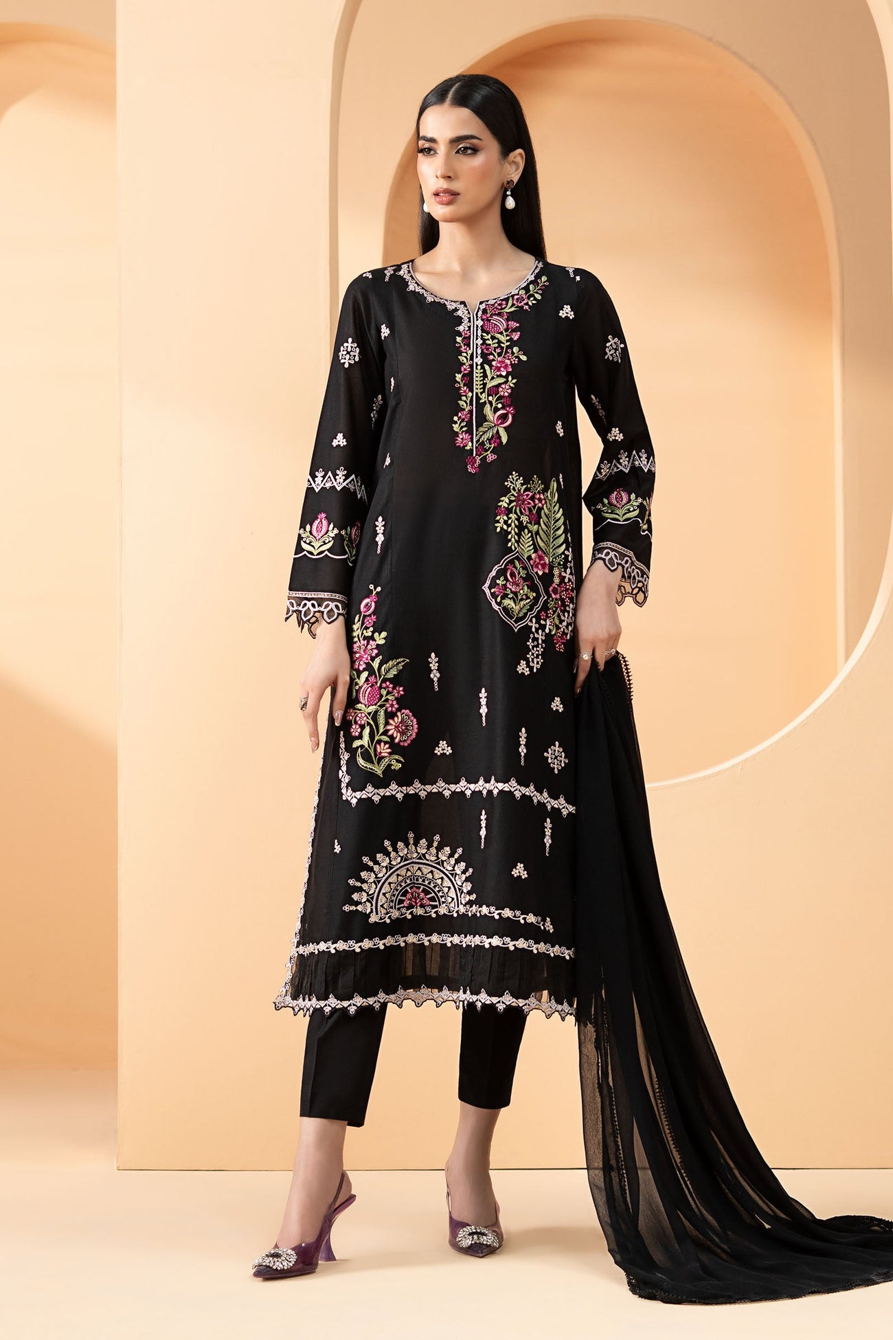 3 Piece Embroidered Lawn Suit
