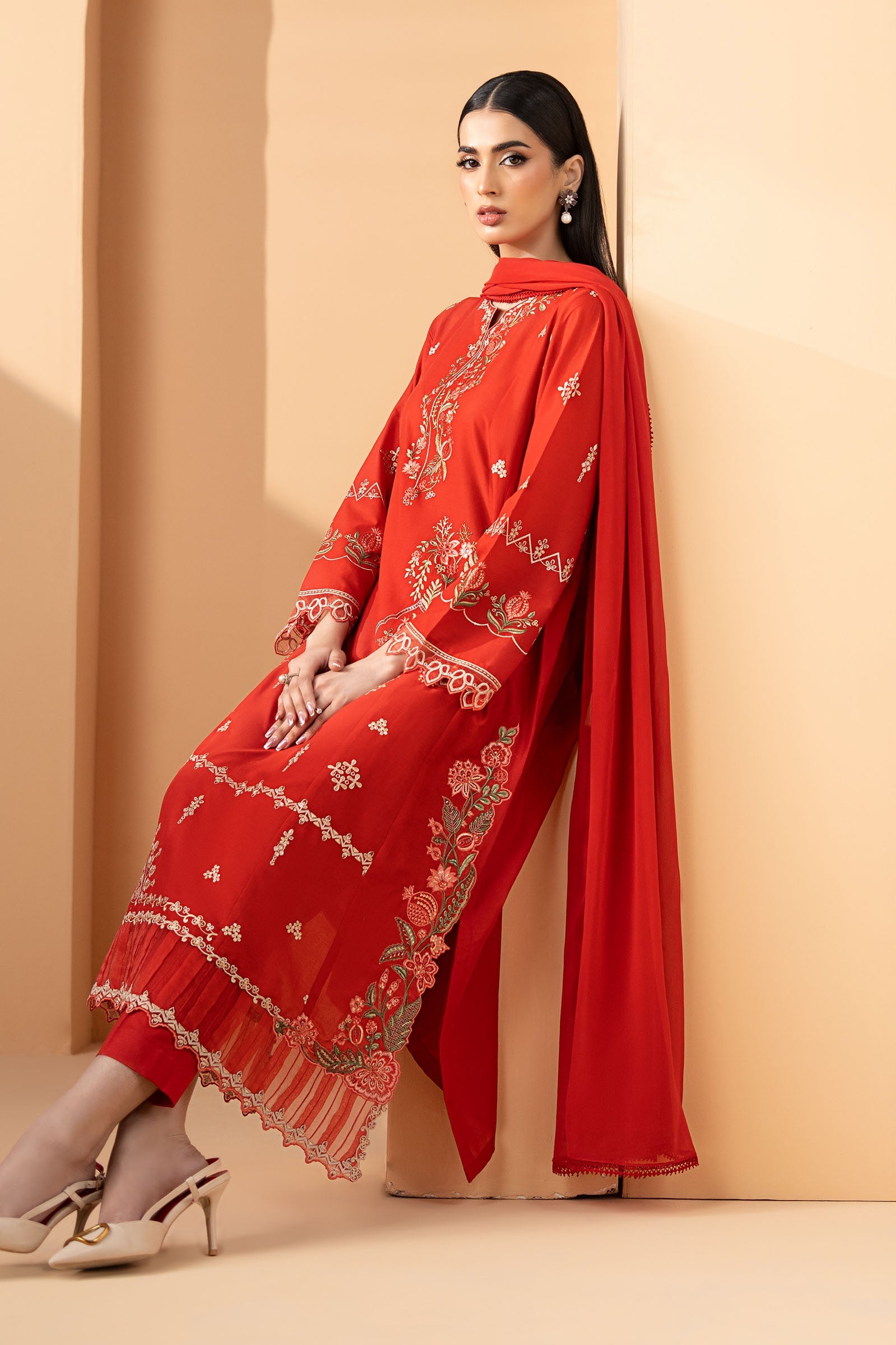 3 Piece Embroidered Lawn Suit