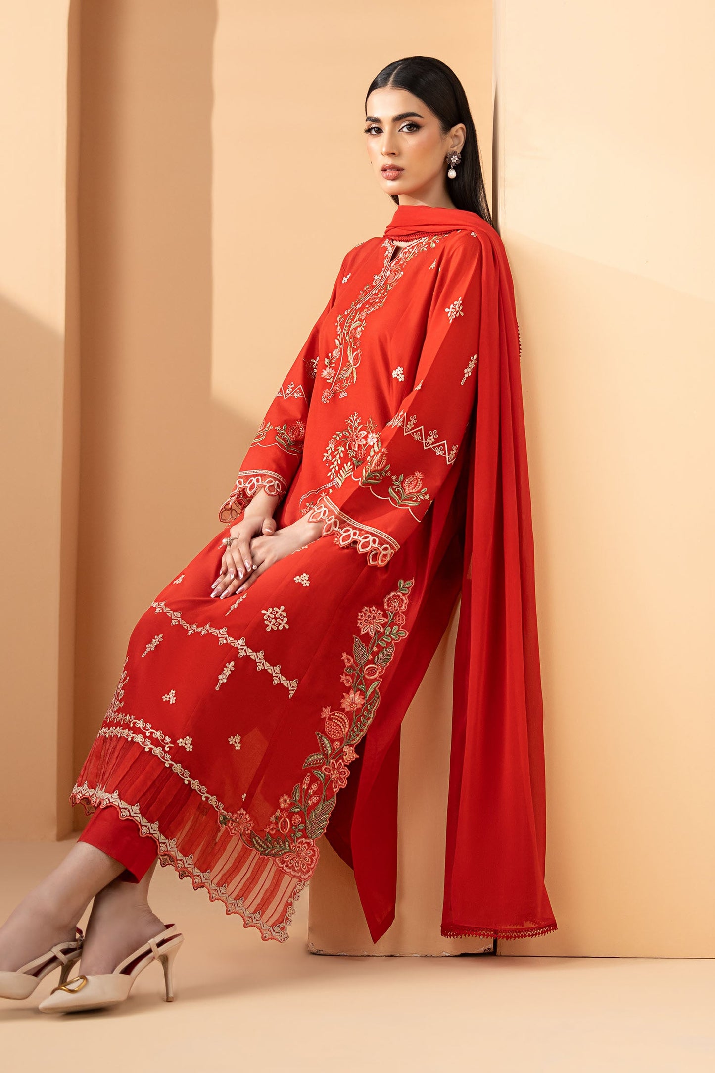 3 Piece Embroidered Lawn Suit