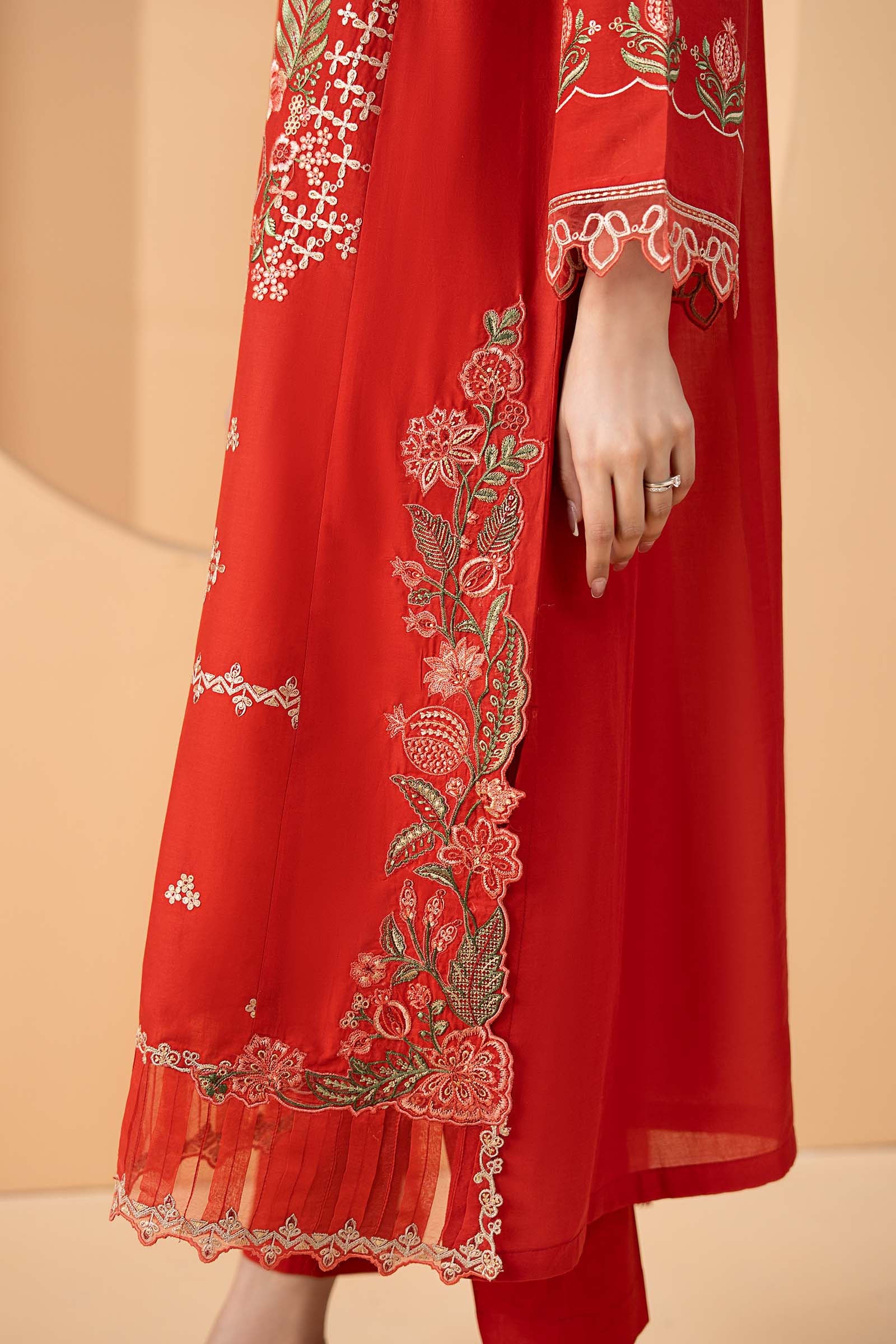 3 Piece Embroidered Lawn Suit