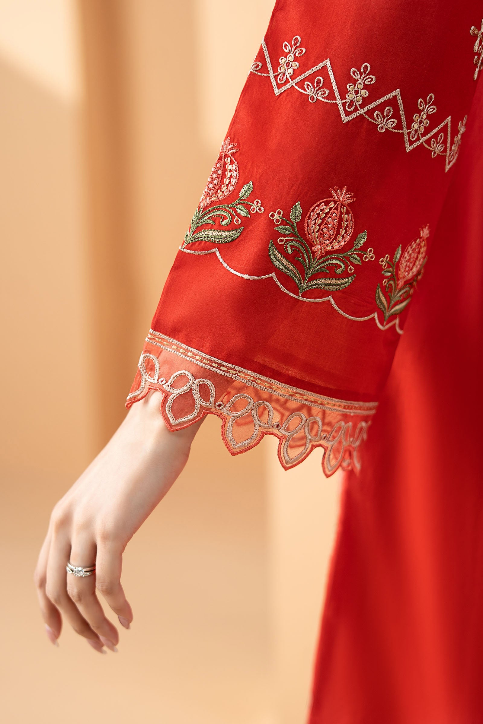 3 Piece Embroidered Lawn Suit