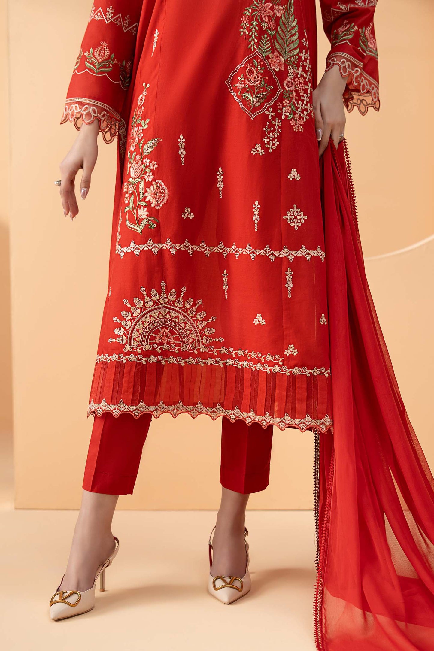 3 Piece Embroidered Lawn Suit