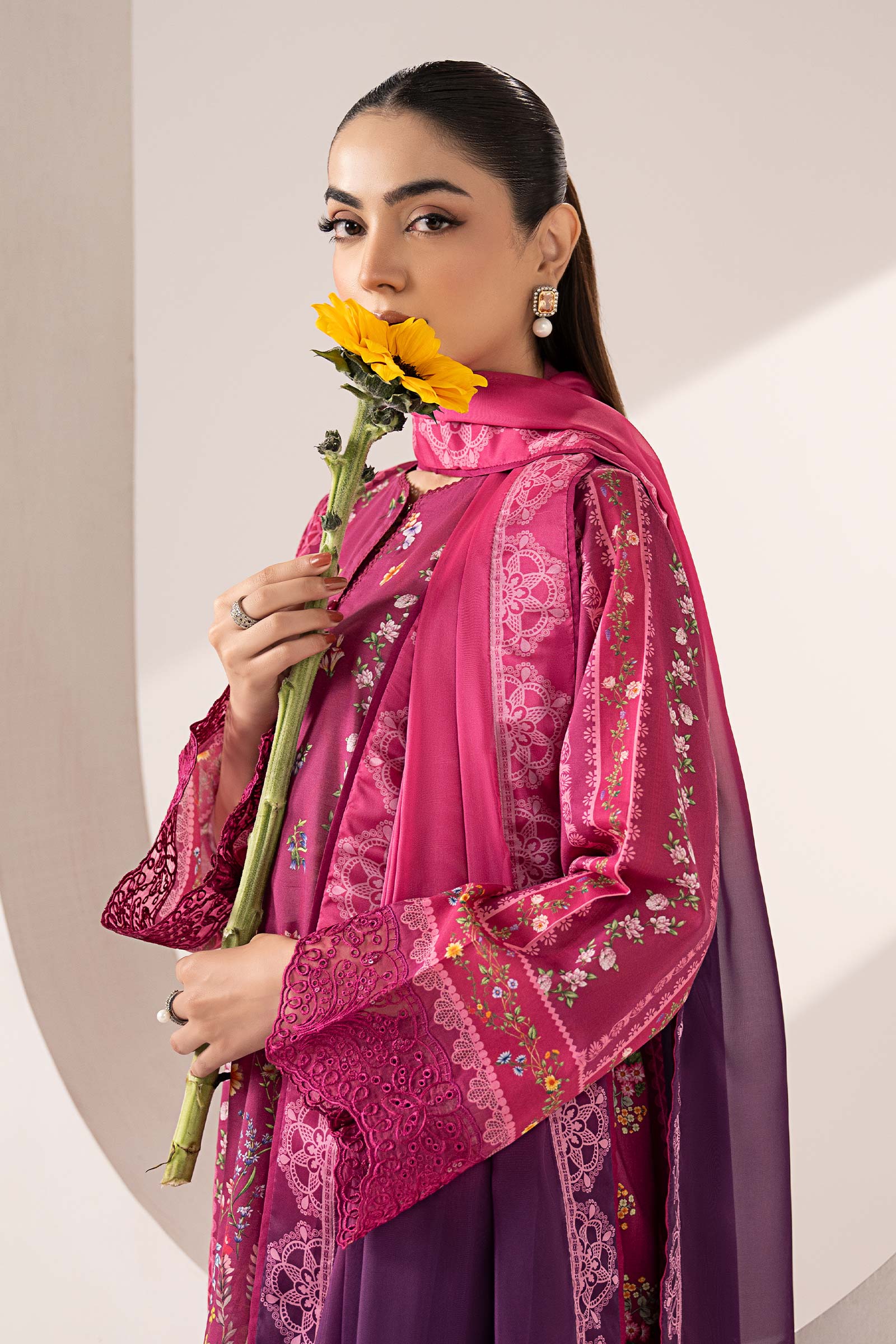 3 Piece Embroidered Lawn Suit