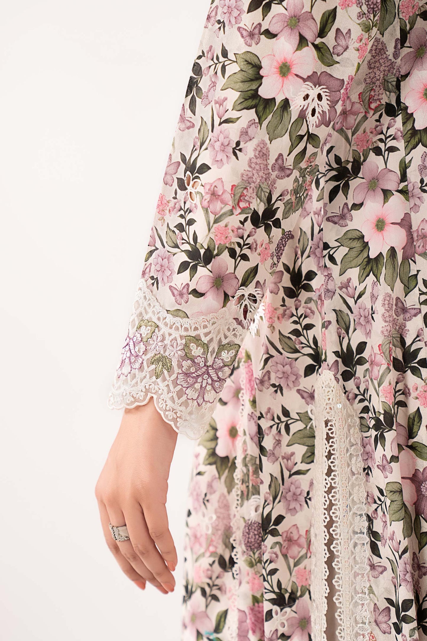 3 Piece Embroidered Lawn Suit