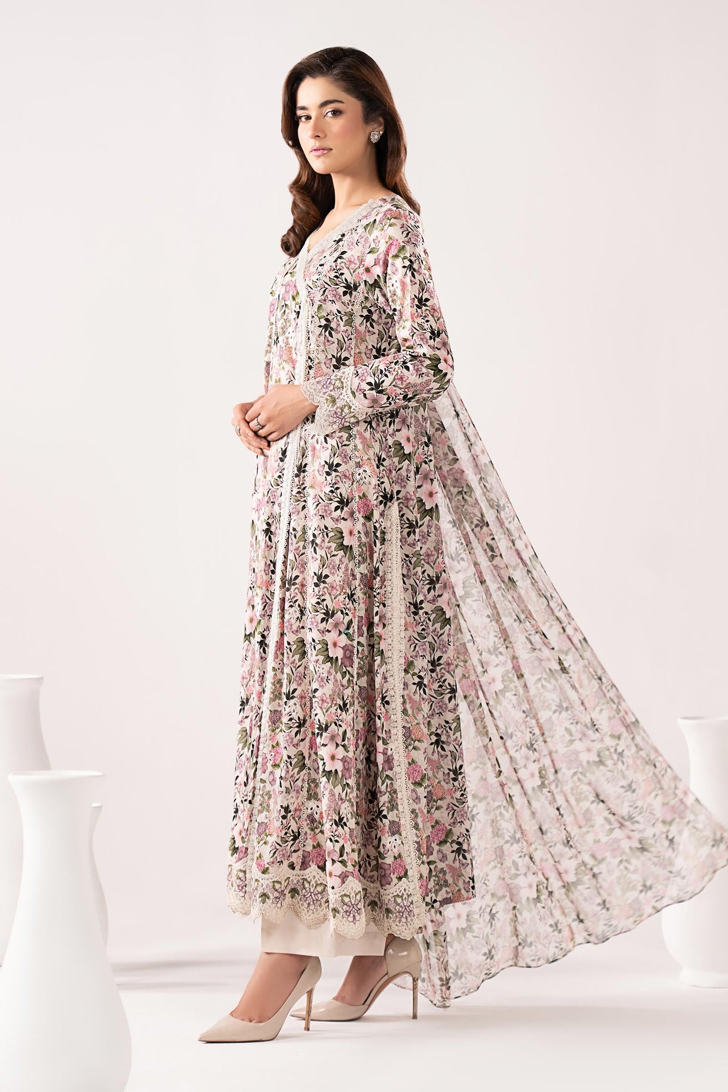 3 Piece Embroidered Lawn Suit