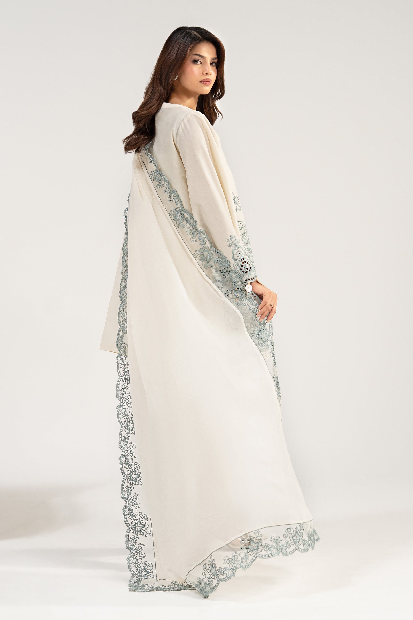 3 Piece Embroidered Lawn Suit