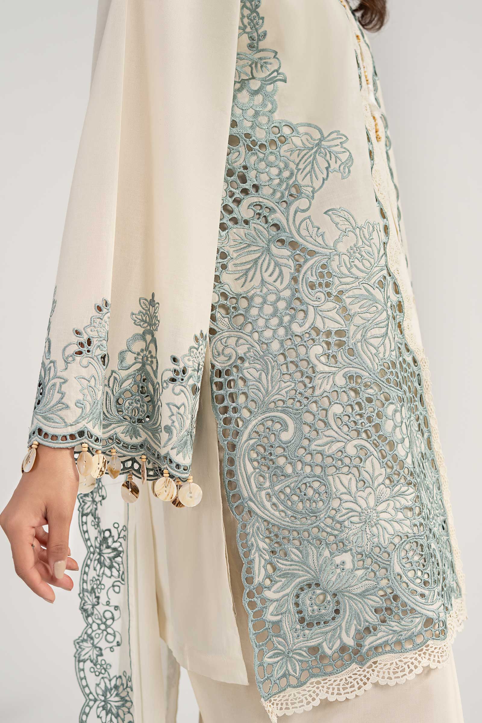3 Piece Embroidered Lawn Suit