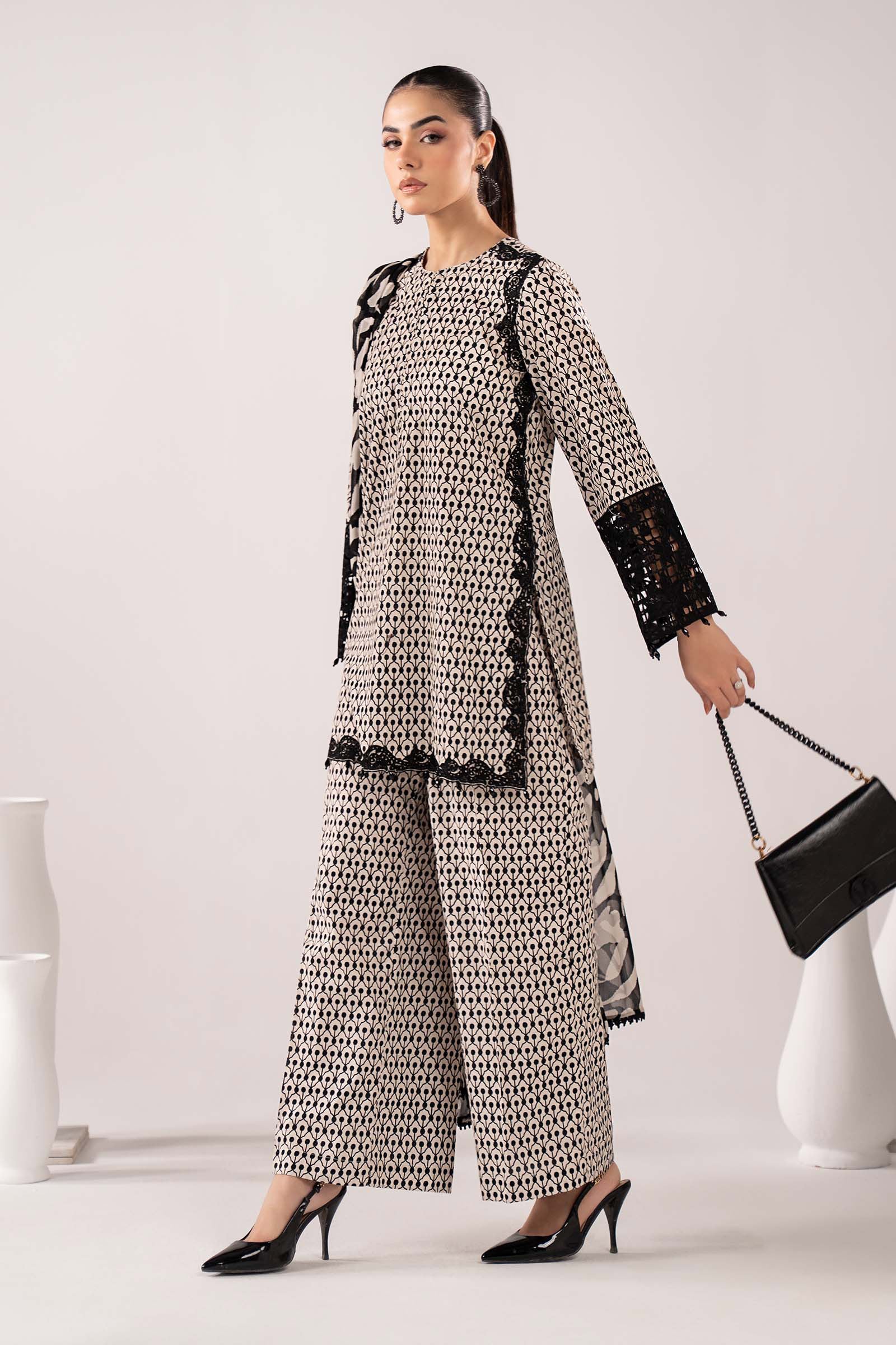 3 Piece Embroidered Lawn Suit