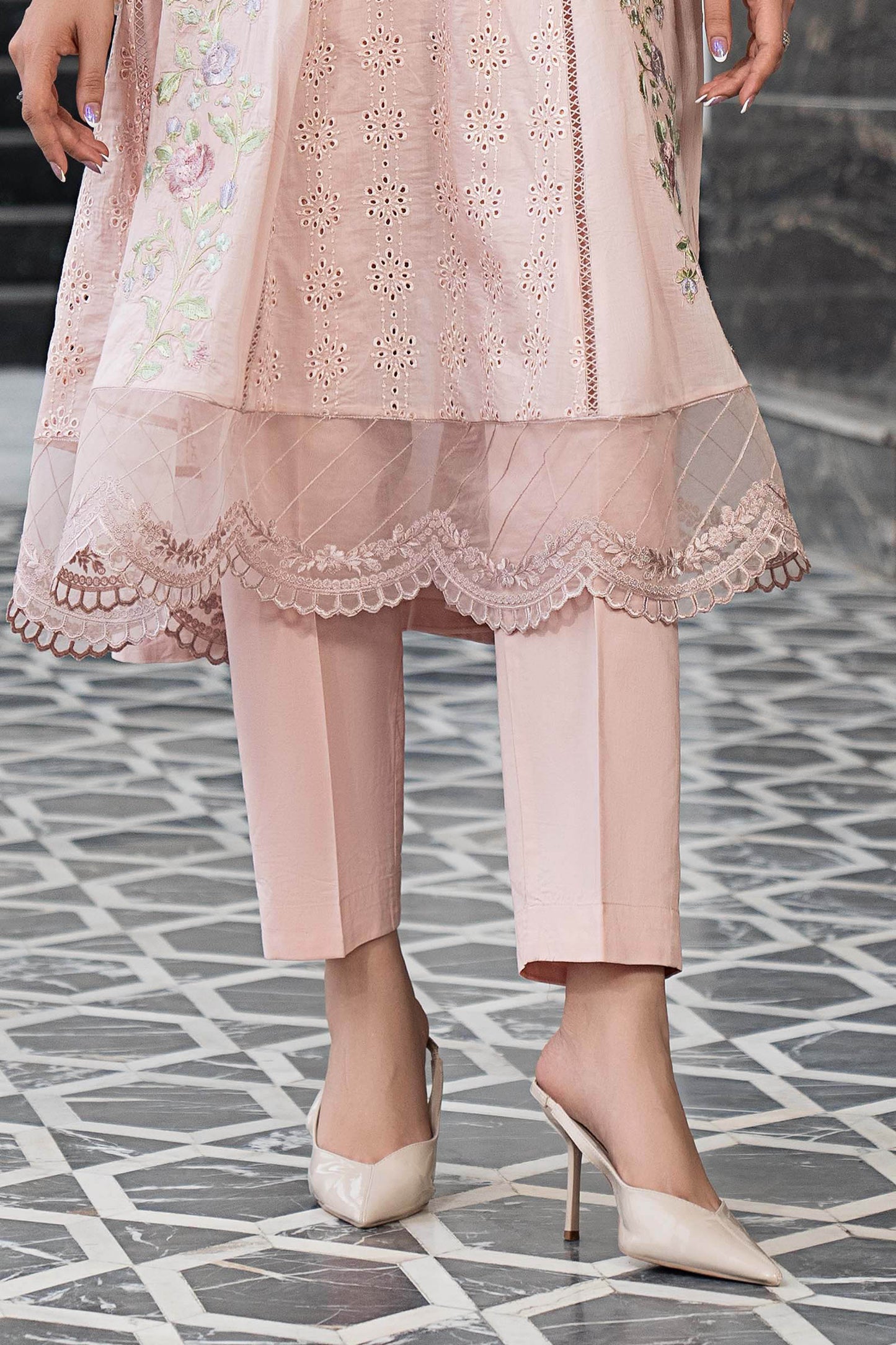 3 Piece Embroidered Lawn Suit