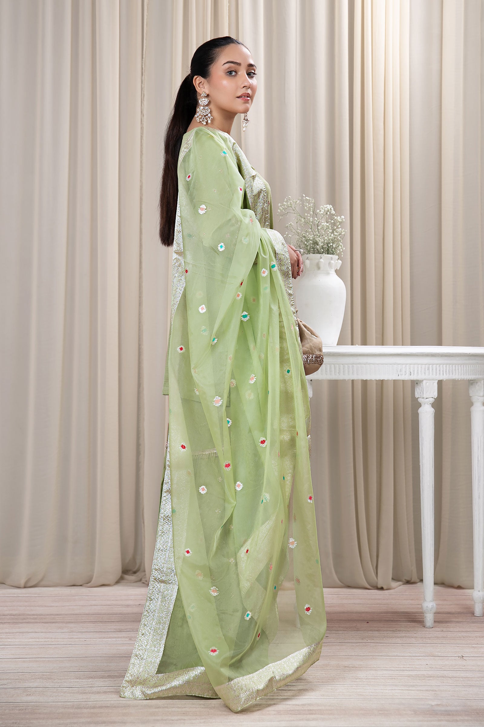 3 Piece Embroidered Lawn Suit
