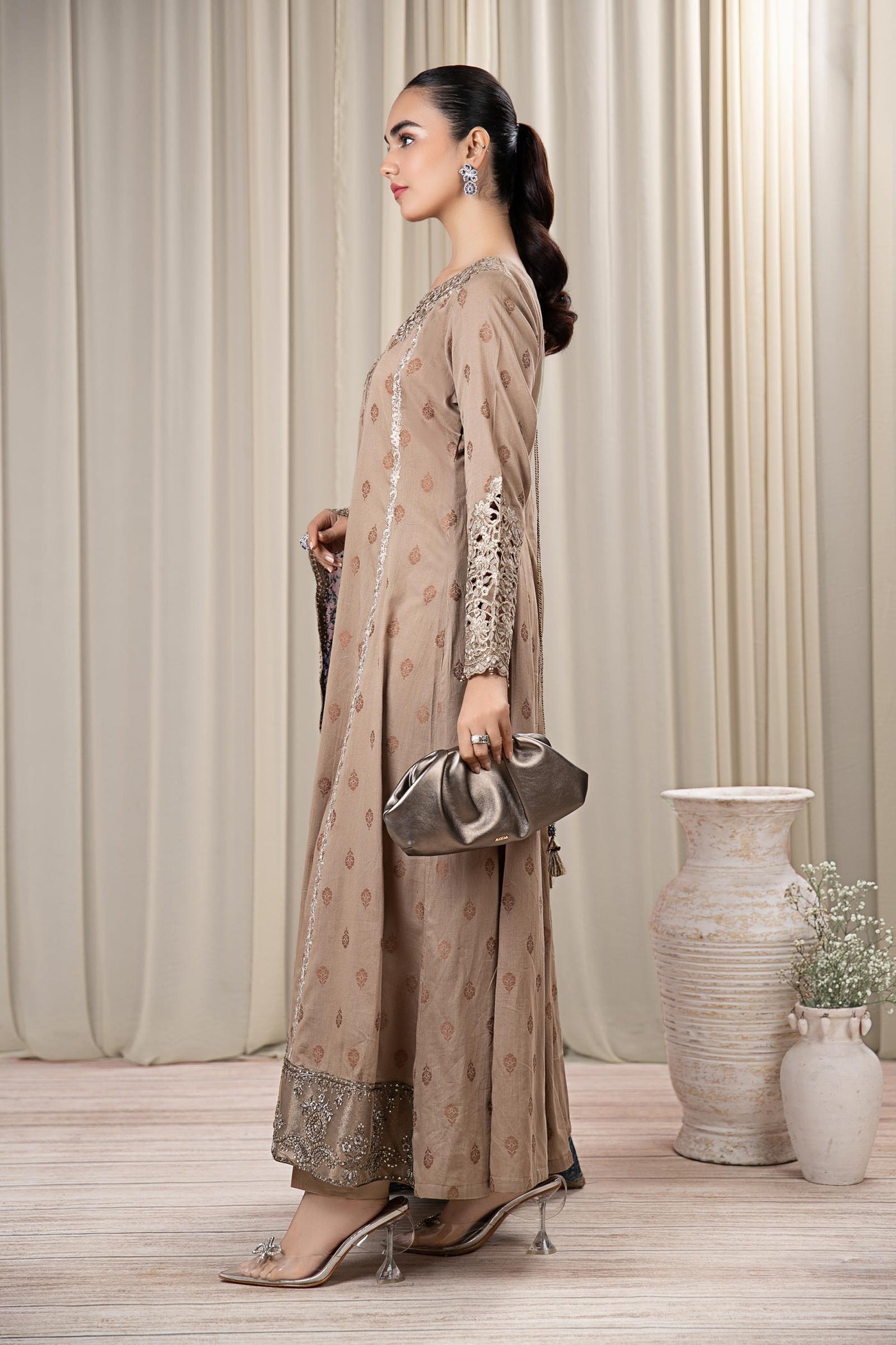 3 PIECE EMBROIDERED JACQUARD BROSHIA SUIT | DW-EF24-35