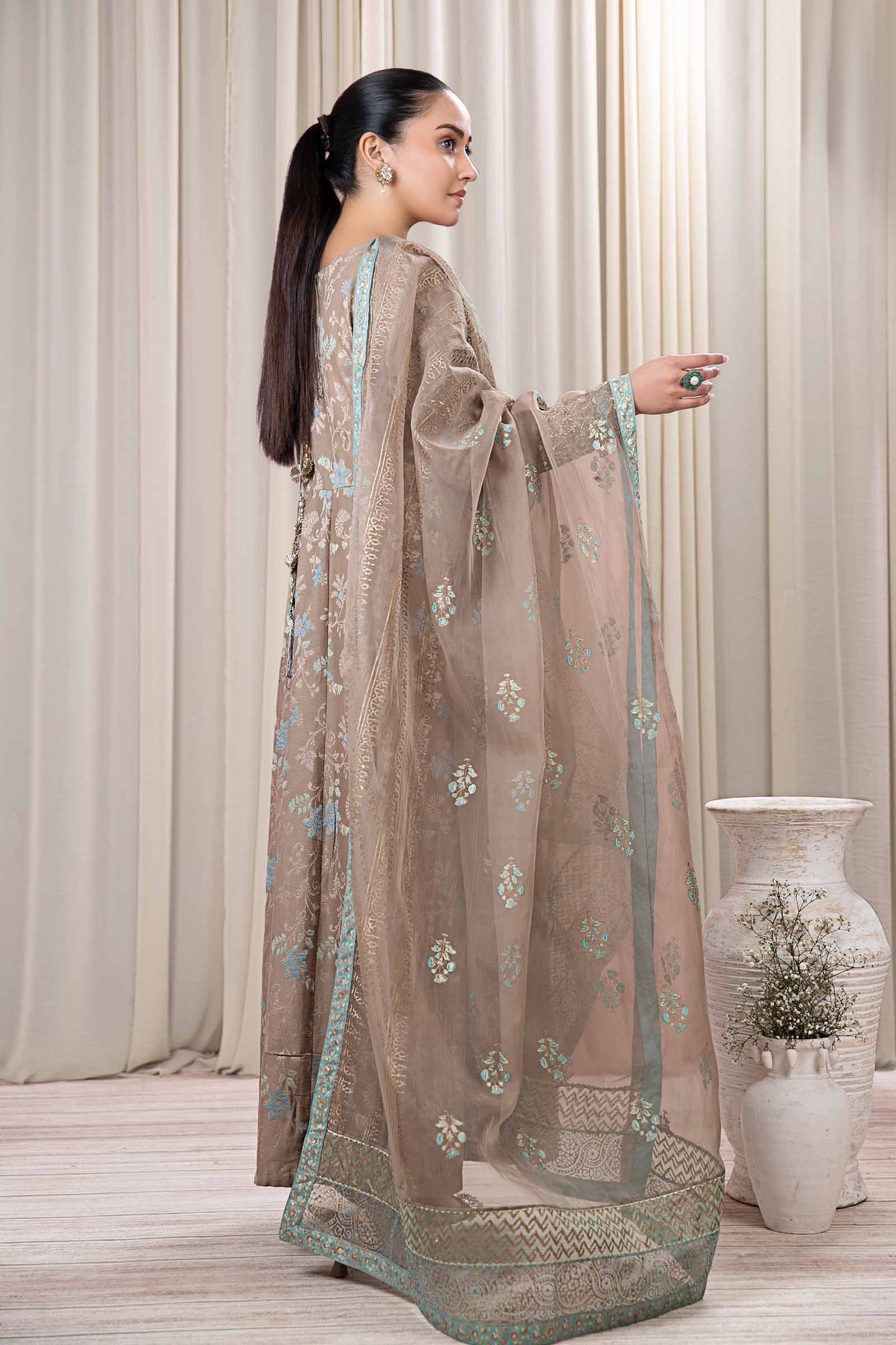 3 Piece Dyed Jacquard Broshia Suit