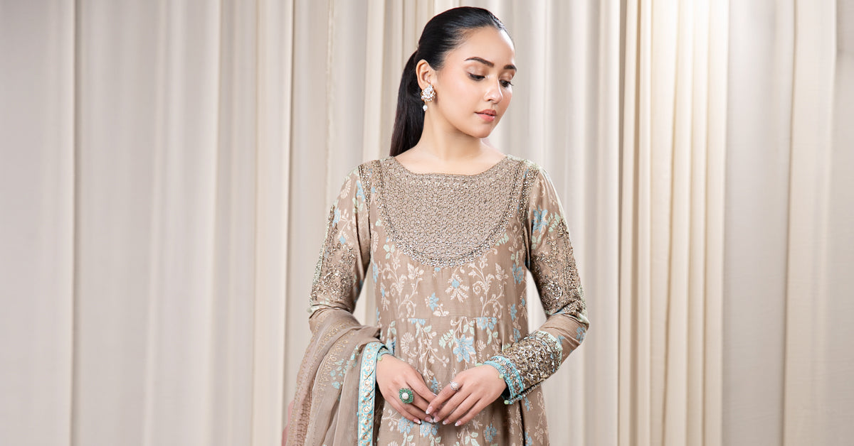 3 Piece Dyed Jacquard Broshia Suit