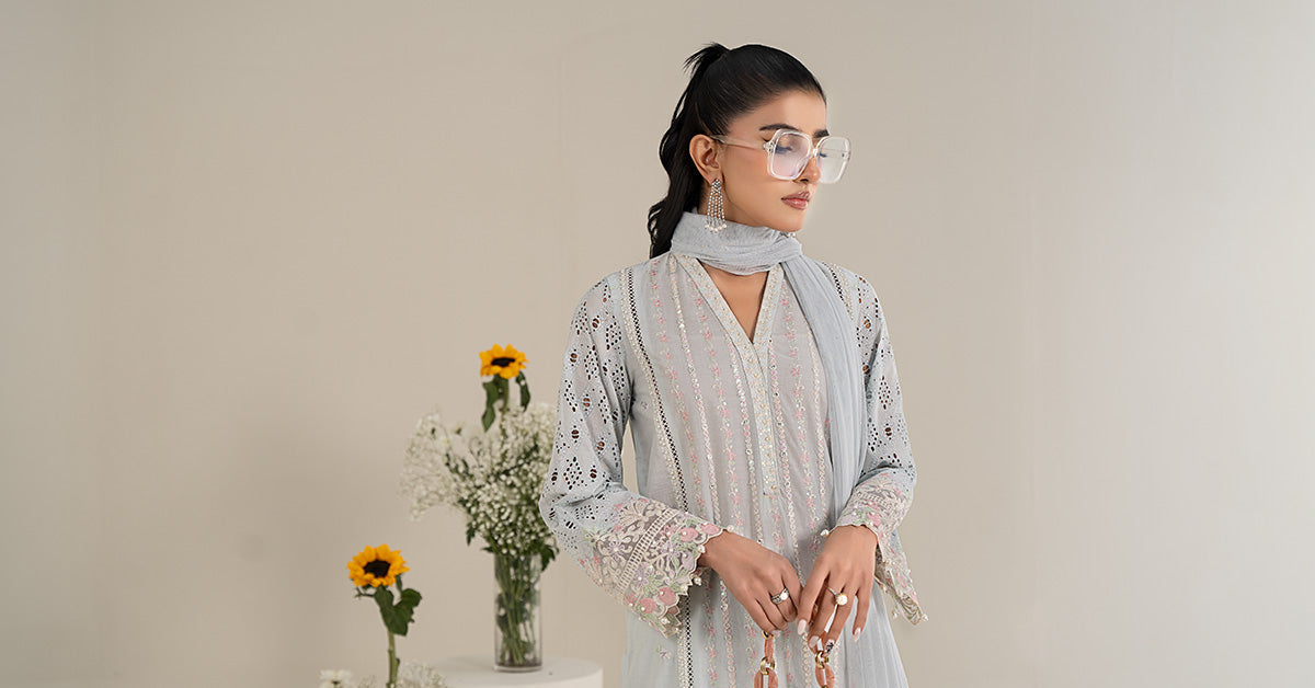 3 Piece Embroidered Lawn Suit