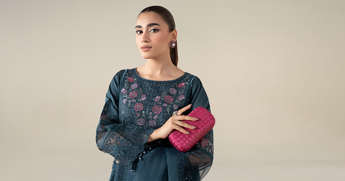 3 Piece Embroidered Lawn Suit